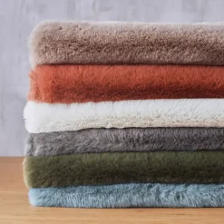 Coperta ecopelliccia (90 x 220 cm) Finn Tortora