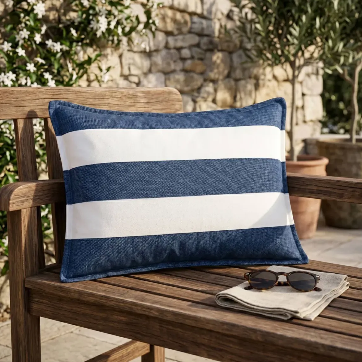 Copricuscino da esterno rettangolare idrorepellente (40 x 60 cm) Noa Blu mezzanotte