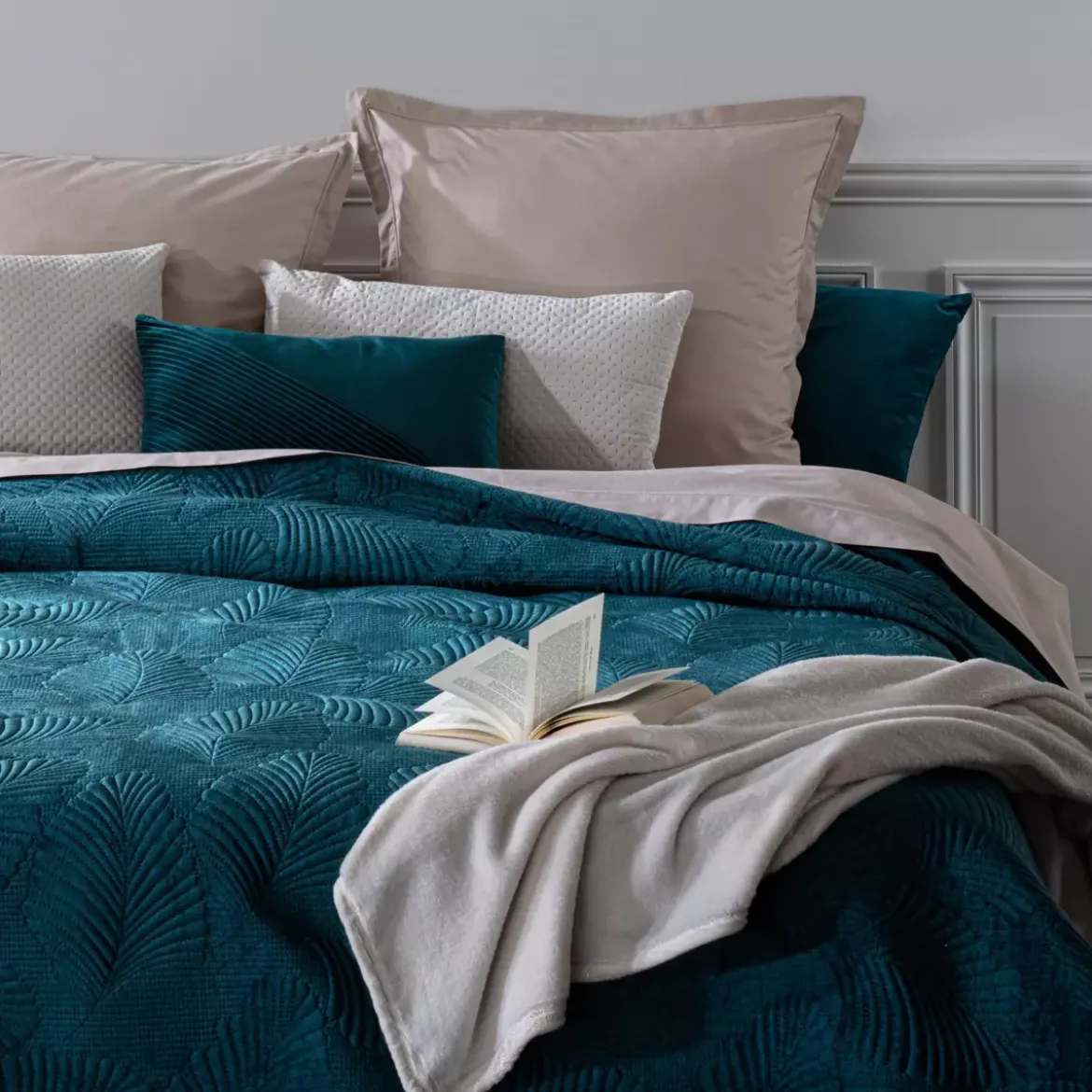 Copriletto (260 x 240 cm) Foglie Blu ottanio