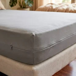 Coprimaterasso integrale (140 cm) Emeline Grigio chiaro