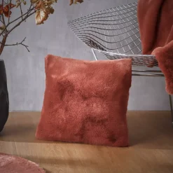 Cuscino quadrato in finta pelliccia (45 x 45 cm) Finn Terracotta