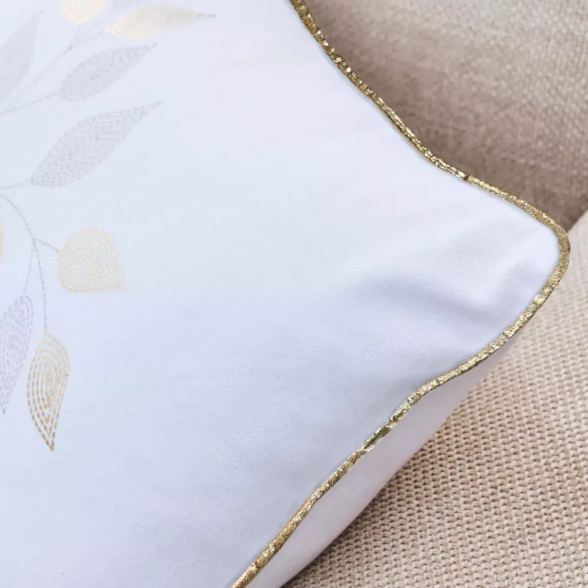 Cuscino rettangolare in cotone (40 x 60 cm) Duchessa Bianco