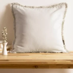 Cuscino quadrato in cotone (45 x 45 cm) Pixel con frange Beige