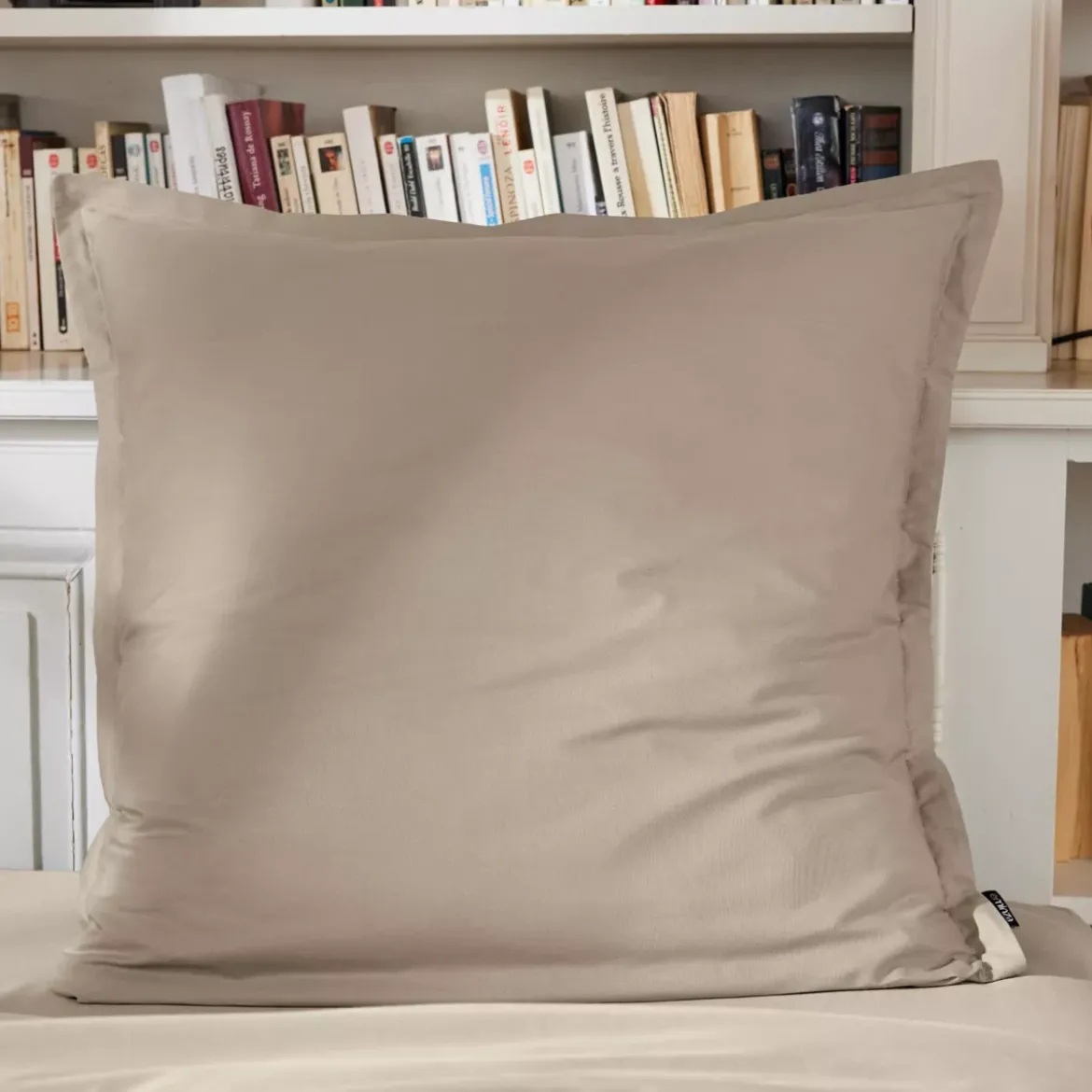 Fodera per cuscino quadrata in percalle di cotone (65 x 65 cm) Cali Tortora