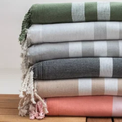Fouta in cotone riciclato con rivestimento in spugna (100 x 200 cm) Coralia Corallo