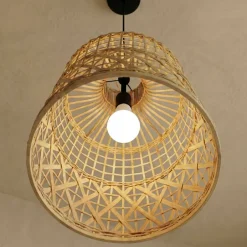 Lampada a sospensione traforata in bambù (H50 cm) Pampelune Naturale