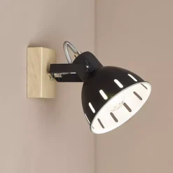 Lampada da parete orientabile in metallo (14 x 17 cm) Studio Nero