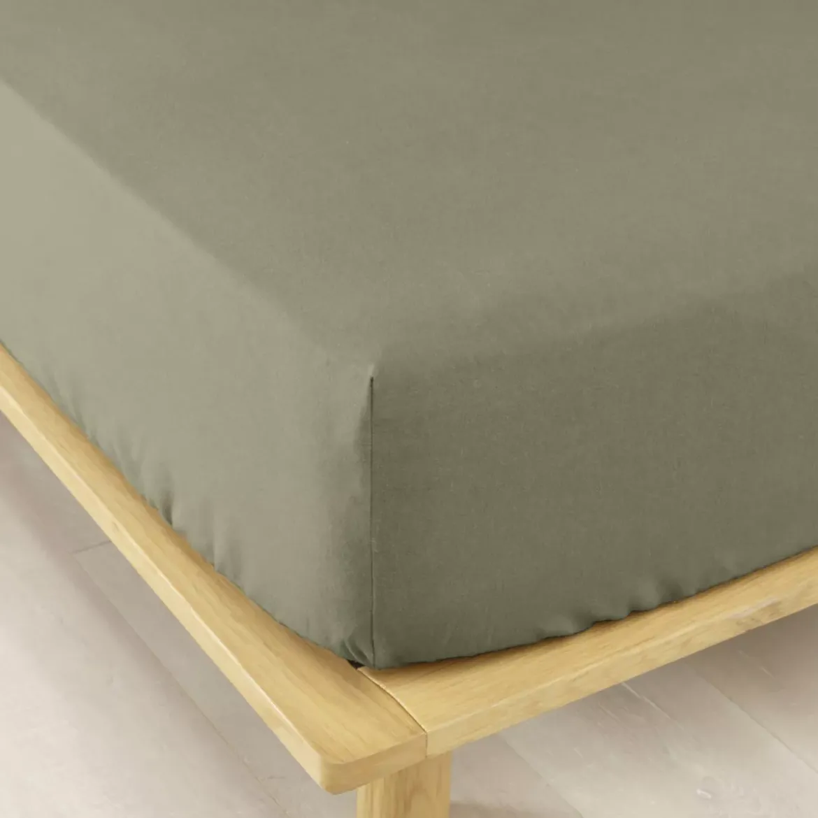 Lenzuolo con angoli flanella di cotone (160 x 200 cm) Nina Verde rosmarino