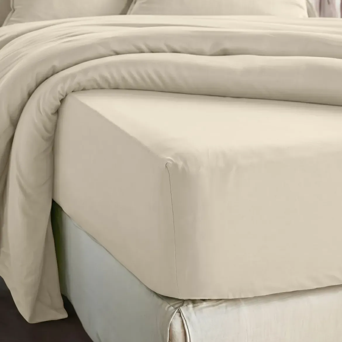 Lenzuolo con angoli in lyocell Tencel™ (160 x 200 cm) Olivia Beige pampa