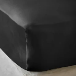 Lenzuolo sotto con angoli in raso di bambù (140 x 200 cm) Sienna Nero