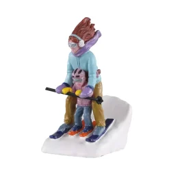 Personaggi Lemax Io e la mamma a sciare