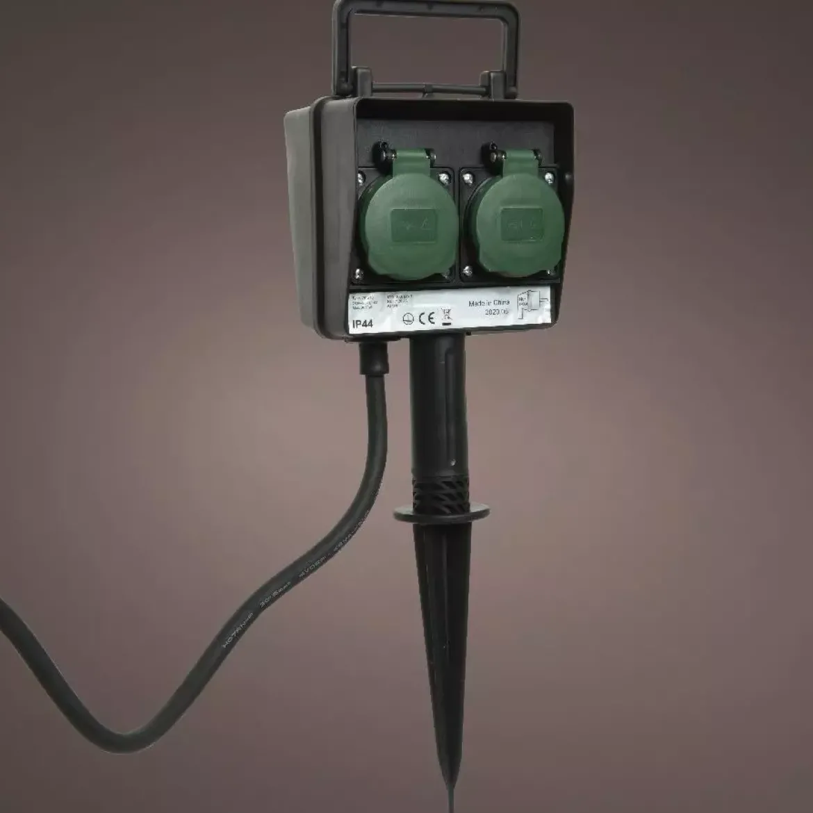 Presa con picchetto da giardino programmabile