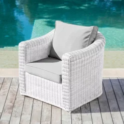 Salotto da giardino in resina intrecciata 7 posti 5 pezzi Calvi Bianco e grigio chiaro