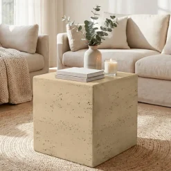 Tavolino d'appoggio quadrato in magnesio ossidato (H40 cm) Romeau Effetto travertino