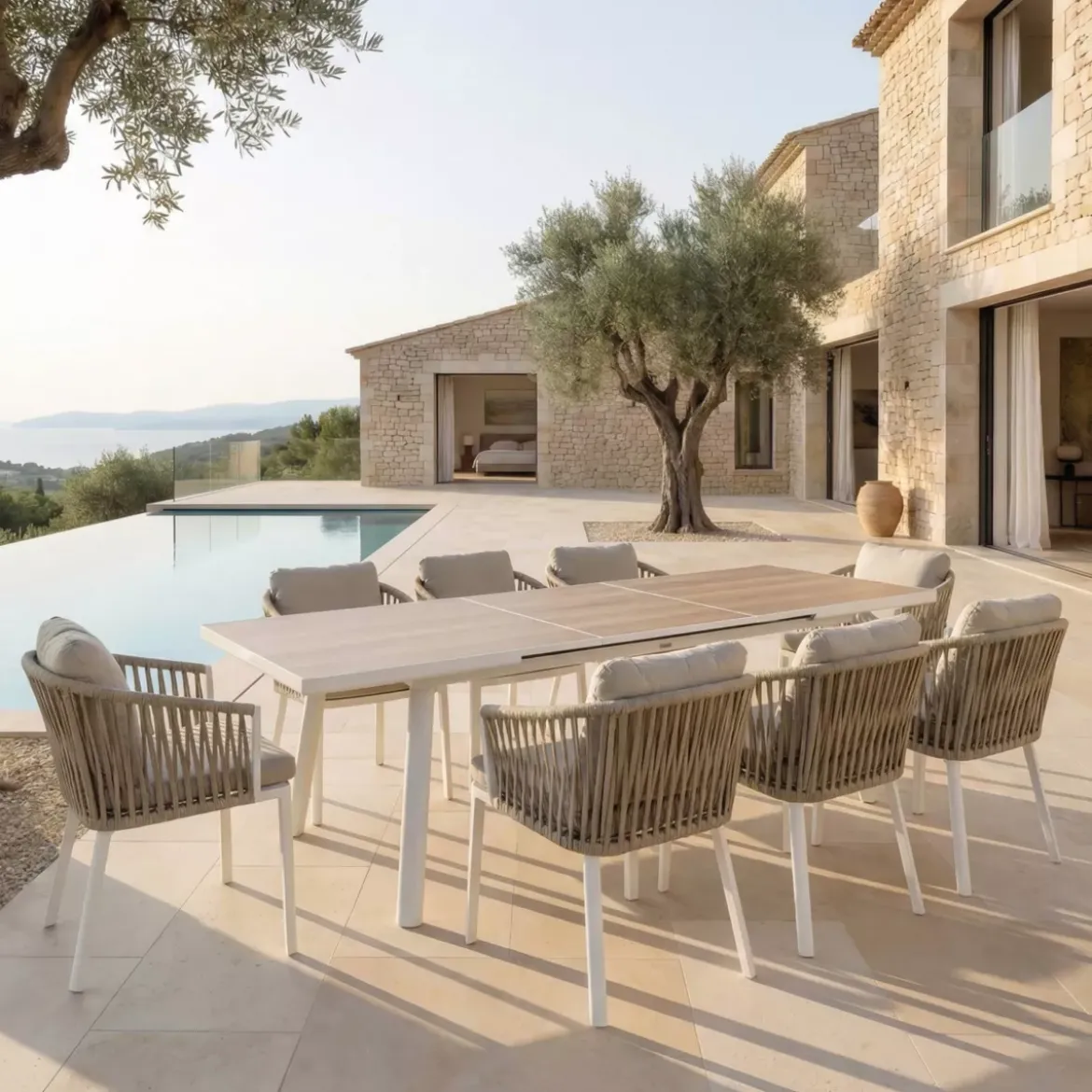 Tavolo da giardino estensibile automatico in alluminio 12 posti (240/300 x 96 cm) Amalfi Bianco e legno