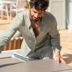 Tavolo da giardino estensibile in alluminio 10 posti (180/240 x 96 cm) Amalfi Bianco e tortora