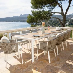 Tavolo da giardino estensibile in alluminio 12 posti (195/247/300 x 96 cm) Amalfi Bianco e legno