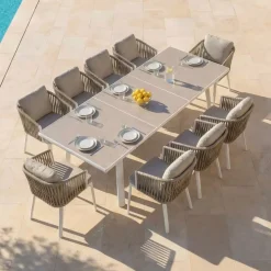 Tavolo da giardino estensibile automatico in alluminio 12 posti (240/300 x 96 cm) Amalfi Bianco e tortora