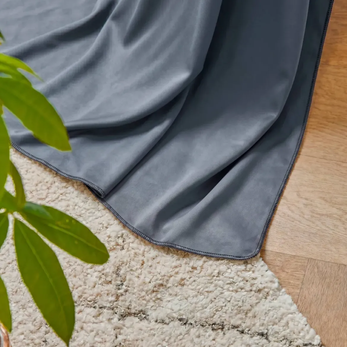 Tenda lyocell Tencel™ regolabile (140 x max 270 cm) Olivia Blu stone
