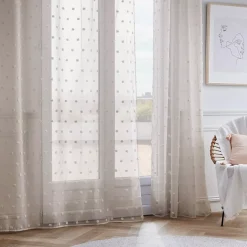 Tenda trasparente con occhielli e pon pon (180 x 240 cm) Emie Beige